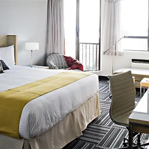 *** Hotel Coast Bastion Canada