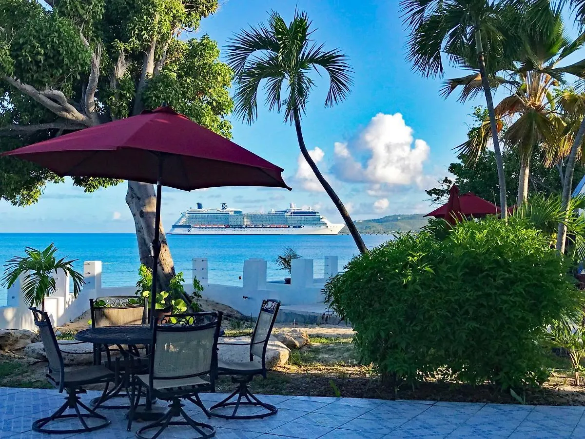 Sand Castle On The Beach - Adults Only Frederiksted
